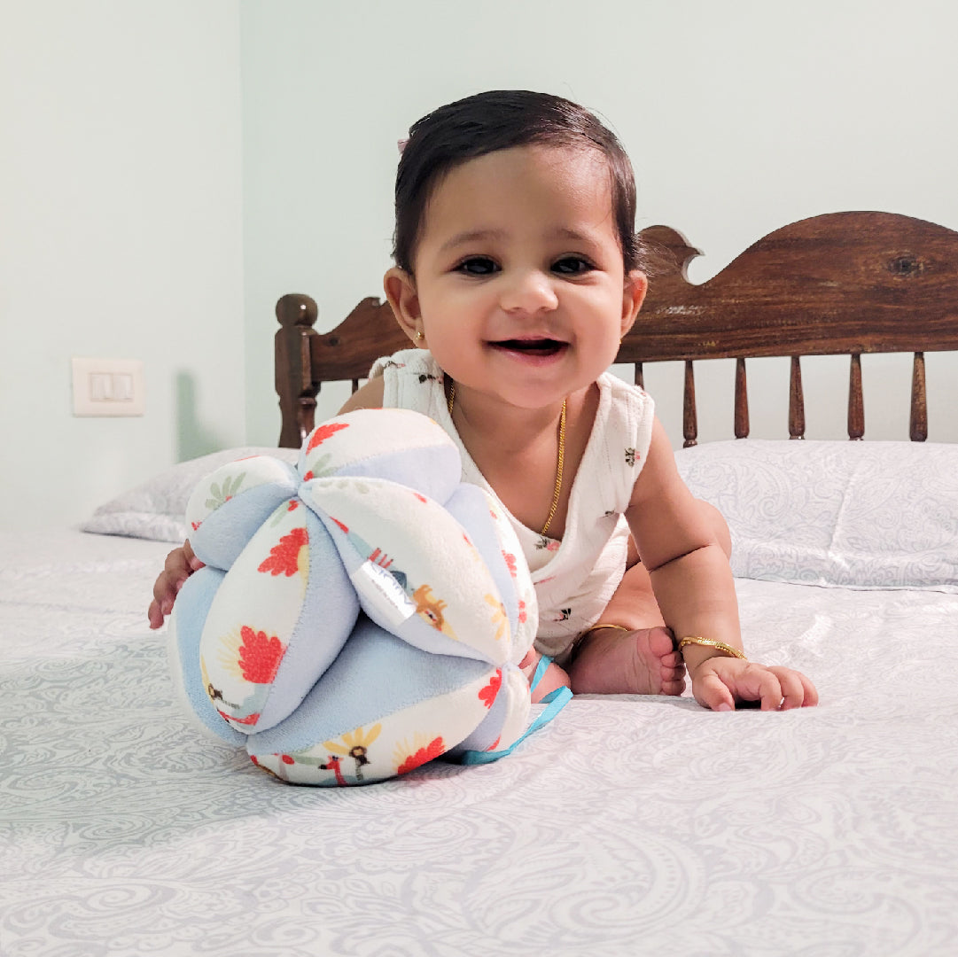 Clutch Ball For Babies With Rattle – Aariv Toys